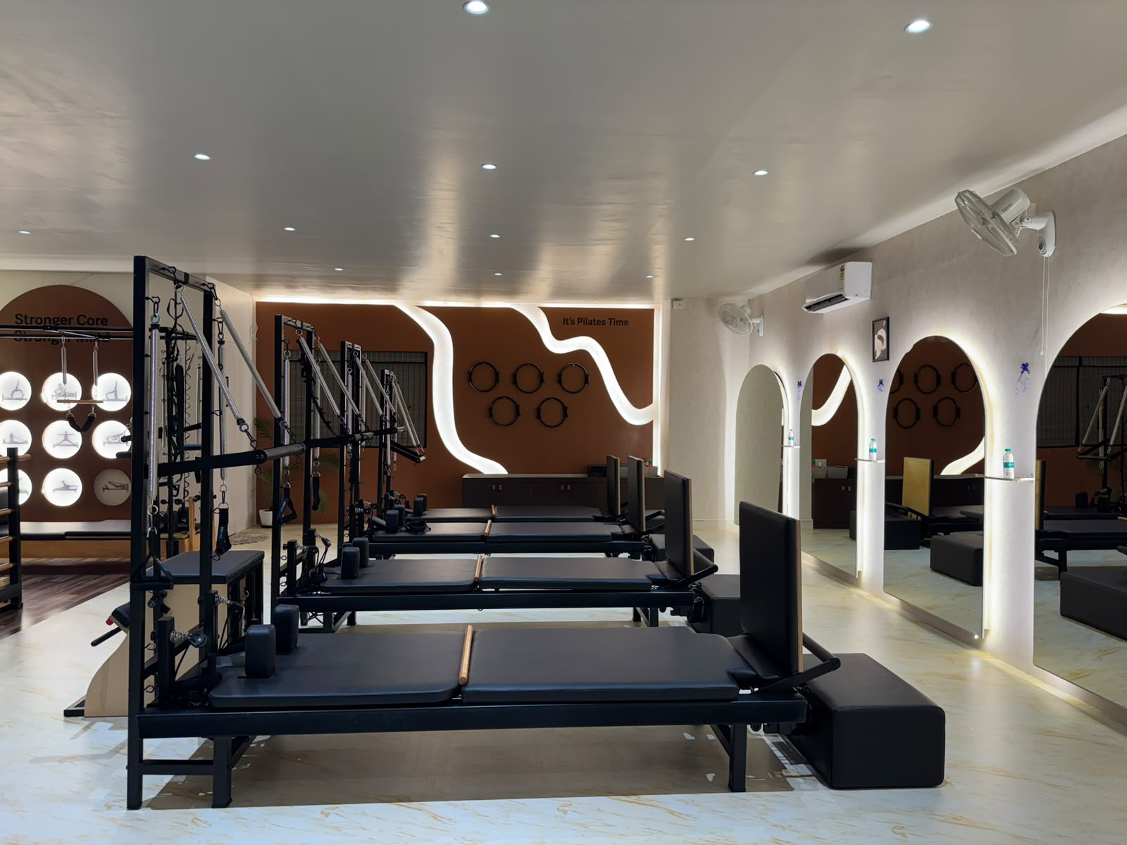 Maven Studio de Pilates reformer classes in Bengaluru